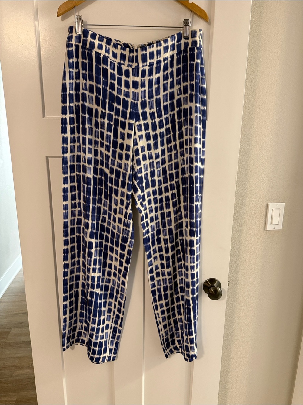 Wide-Leg Blue & White Patterned Pants